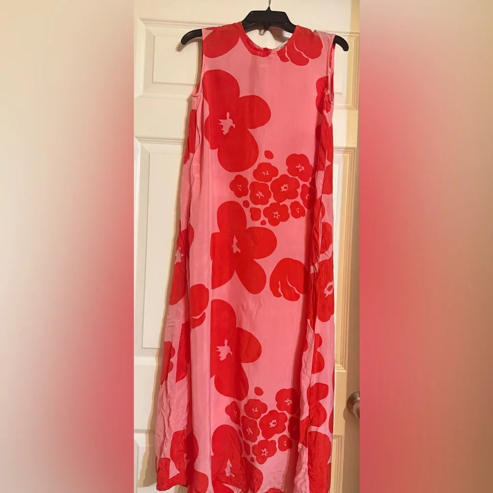 Marimekko Red and Pink dress 👗 - Picture 2 of 3